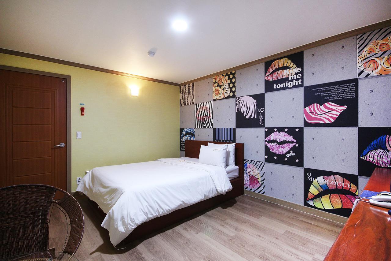 אנדונג Happy Q Motel מראה חיצוני תמונה